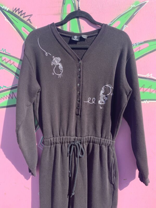 FUN! 1990S TWEETY BIRD EMBROIDERED DESIGN LINED LONG SLEEVE SNAP UP CINCHED CUFF JUMPSUIT