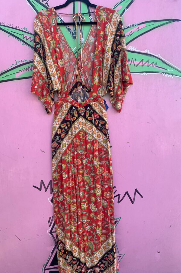 VINTAGE STYLE PRINT BOHEMIAN MAXI DRESS SIDE CUT-OUTS FLUTTER SLEEVES