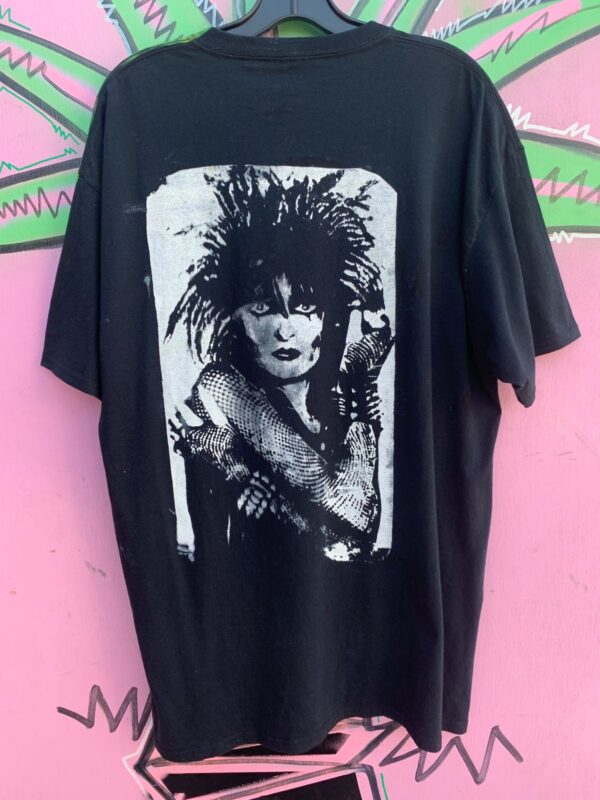 SIOUXSIE AND THE BANSHEES OVER Y2K SMOKING SKULL GRAPHIC T-SHIRT