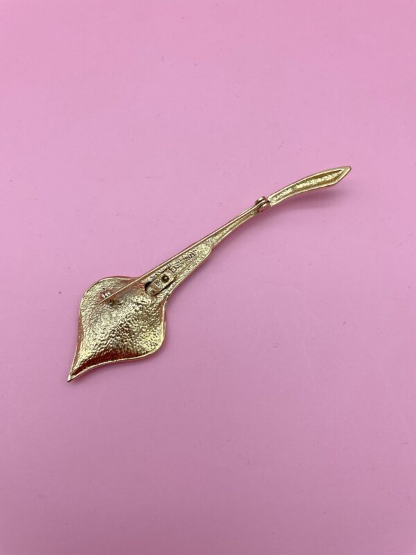 1980S OVERSIZED PAVE RHINESTONE CALLA LILY GOLD PLATED FLOWER BROOCH PIN