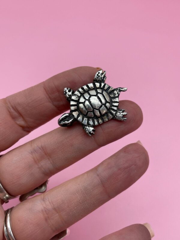 SWEET! 925 STERLING SILVER TURTLE BROOCH PIN *STAMPED