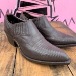 LOW ANKLE LEATHER EMBOSSED COWBOY BOOTIES WINKLEPICKERS