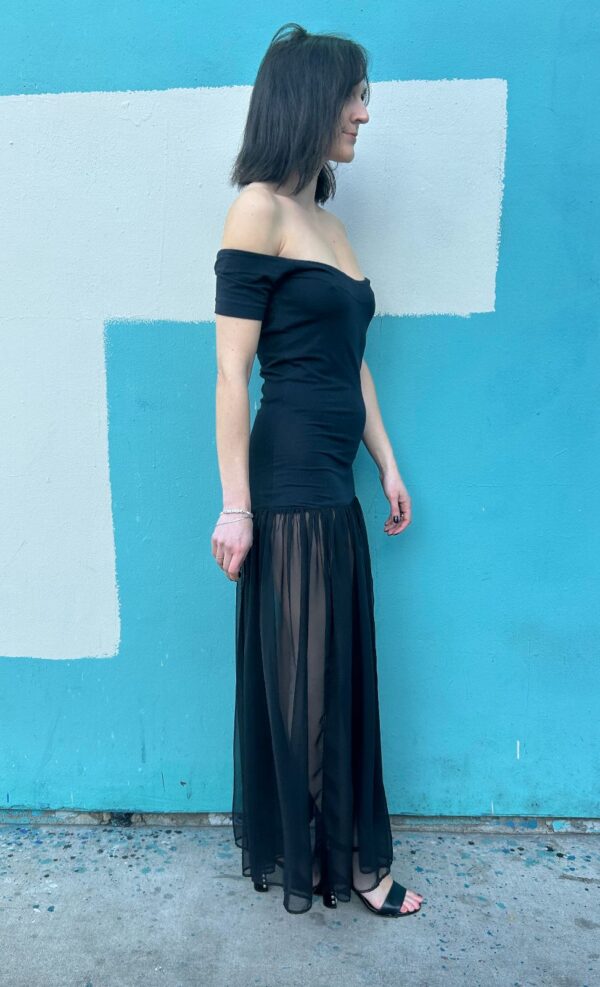 WOW!! 1980S BETSEY!! SCOOP NECK SHEER SKIRT MAXI DRESS