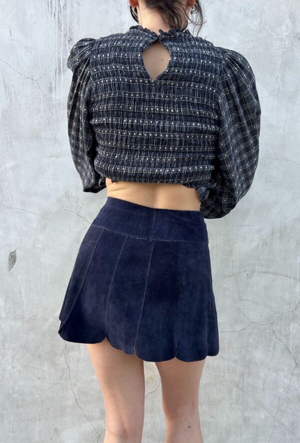 AMAZING!!!! 1960S BLUE SUEDE TULIP HEM MINI SKIRT FULL BUTTON SNAP BUTTON FRONT