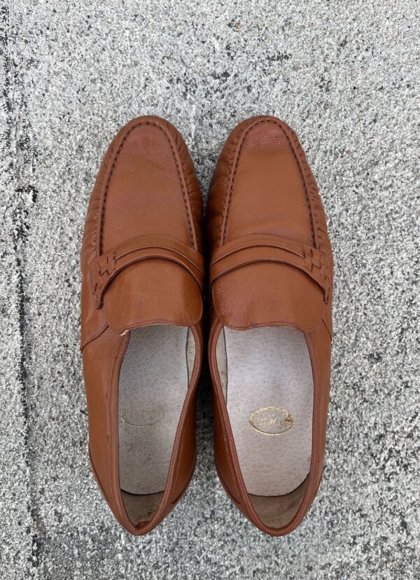 PINCH STITCH CROSSHATCH CORNER LEATHER STRAP LOAFERS