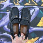THIN LEATHER BAND WEAVE TOE THICK STRAP HEELED LOAFERS