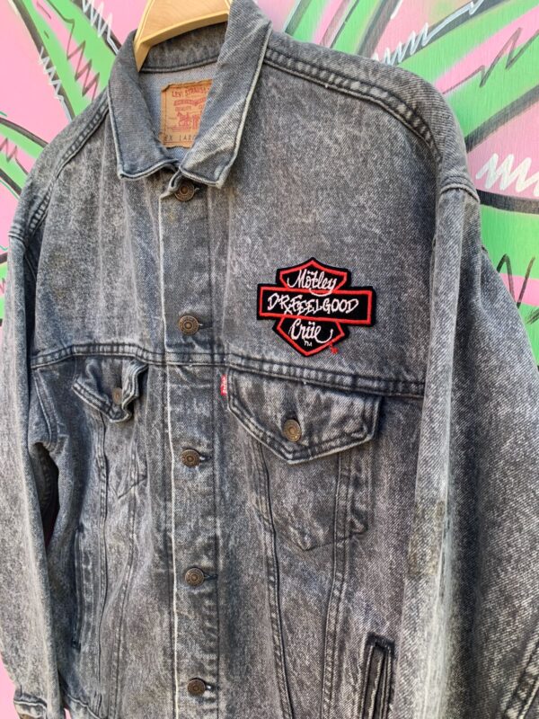 *AS-IS* RAD! ACID WASH MOTLEY CRUE PATCH GREY FADE TRUCKER DENIM JACKET