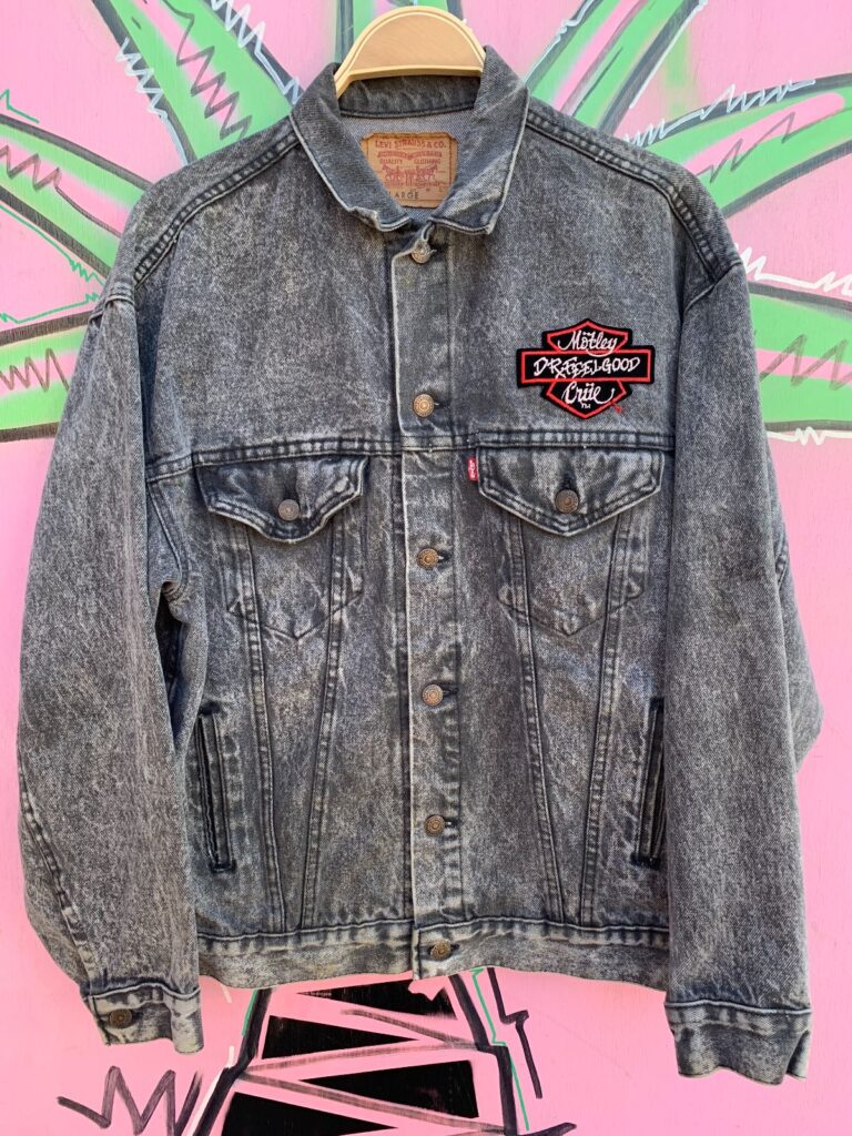 *AS-IS* RAD! ACID WASH MOTLEY CRUE PATCH GREY FADE TRUCKER DENIM JACKET