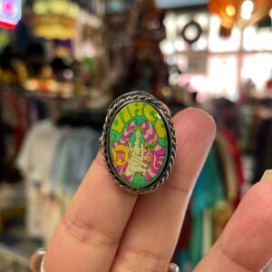 Photo detail:VIRGO ZODIAC PSYCHEDELIC GRAPHIC OVAL PERUVIAN RING