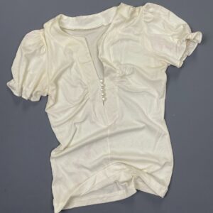 Photo detail:*AS-IS* 1970S PUFFED & RUFFLED SLEEVE TOP RUCHED FRONT & PEARLY BUTTONS