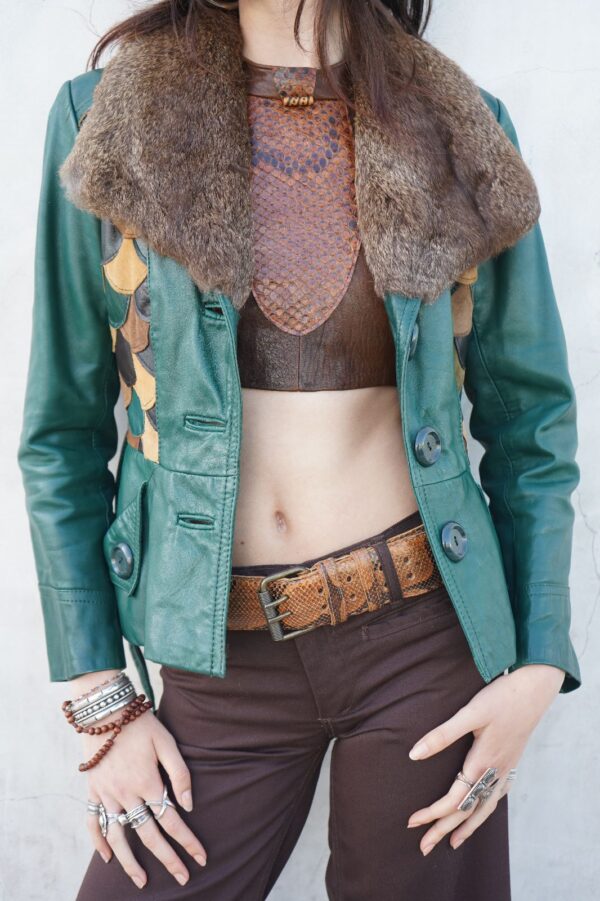 UNREAL! 1960S-70S GREEN LEATHER FISH SCALE JACKET FUR COLLAR