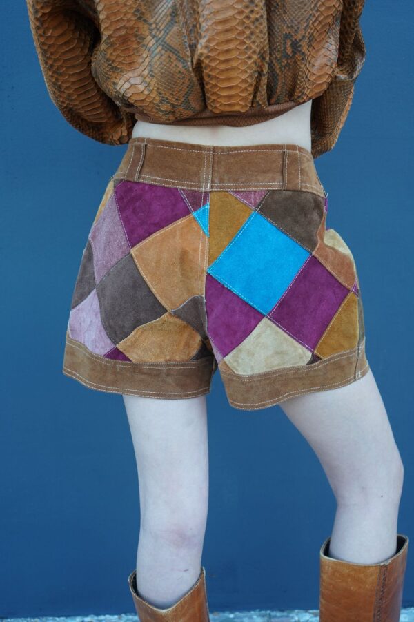 SO RAD!!!!!! 1970S SUEDE PATCHWORK SHORTS DOUBLE FRONT WELT POCKETS - MADE IN CANADA