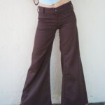 AMAZING 1970S MID RISE SUPER FLARE CROPPED TROUSERS