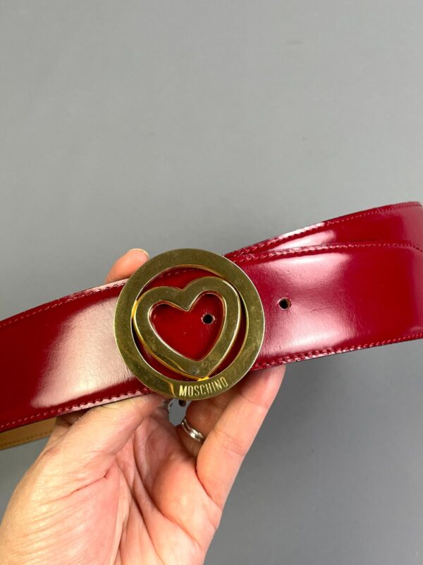 SO CUTE! HIGH POLISHED CHERRY RED LEATHER BELT GOLD HEART BUCKLE- MADE IN ITALY