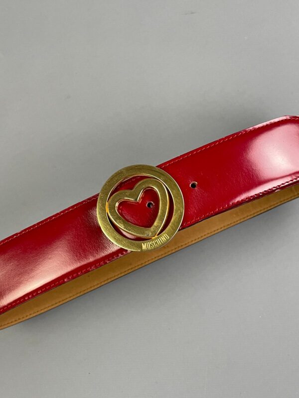 SO CUTE! HIGH POLISHED CHERRY RED LEATHER BELT GOLD HEART BUCKLE- MADE IN ITALY