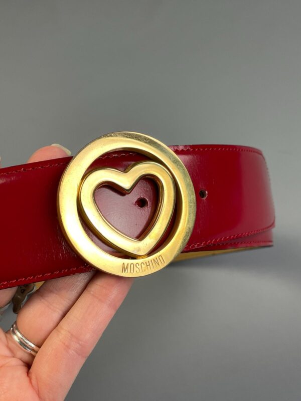 SO CUTE! HIGH POLISHED CHERRY RED LEATHER BELT GOLD HEART BUCKLE- MADE IN ITALY