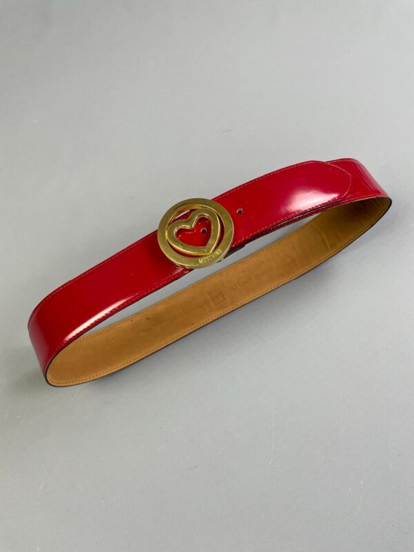 SO CUTE! HIGH POLISHED CHERRY RED LEATHER BELT GOLD HEART BUCKLE- MADE IN ITALY