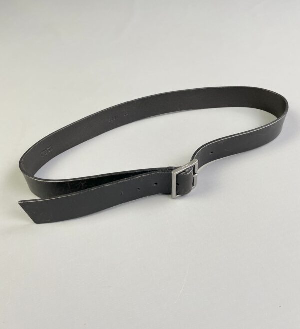 CLASSIC BLACK LEATHER DRESS BELT SIMPLE SQUARE SILVER BUCKLE, ANGLED BELT TIP