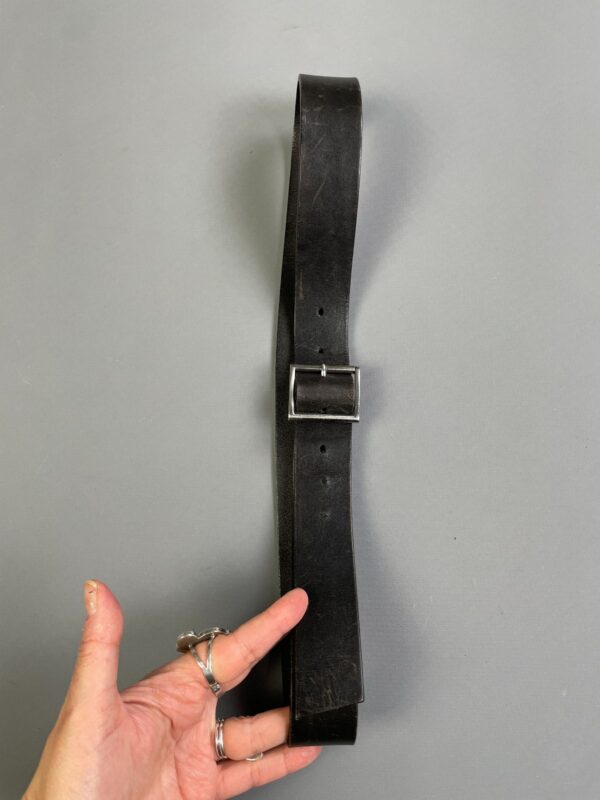 CLASSIC BLACK LEATHER DRESS BELT SIMPLE SQUARE SILVER BUCKLE, ANGLED BELT TIP