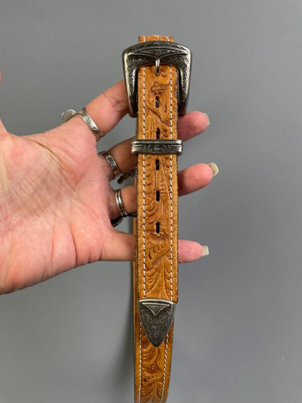 SOFT NARROW TOOLED LEATHER WESTERN BELT ENGRAVED SILVER TIP, BUCKLE & LOOPS