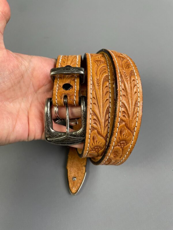 SOFT NARROW TOOLED LEATHER WESTERN BELT ENGRAVED SILVER TIP, BUCKLE & LOOPS