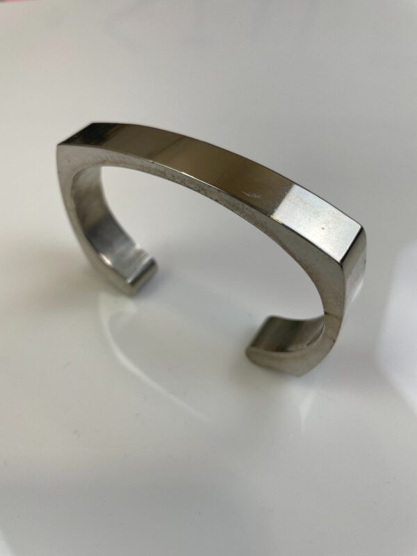 HIGH POLISHED OMEGA STYLE CUFF BRACELET OPEN BACK SHARP EDGES