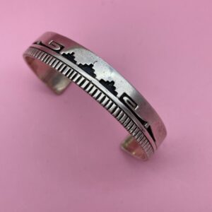 Photo detail:STERLING SILVER OPEN CUFF BRACELET EMBOSSED SOUTHWESTERN DESIGN  *SIGNED WP