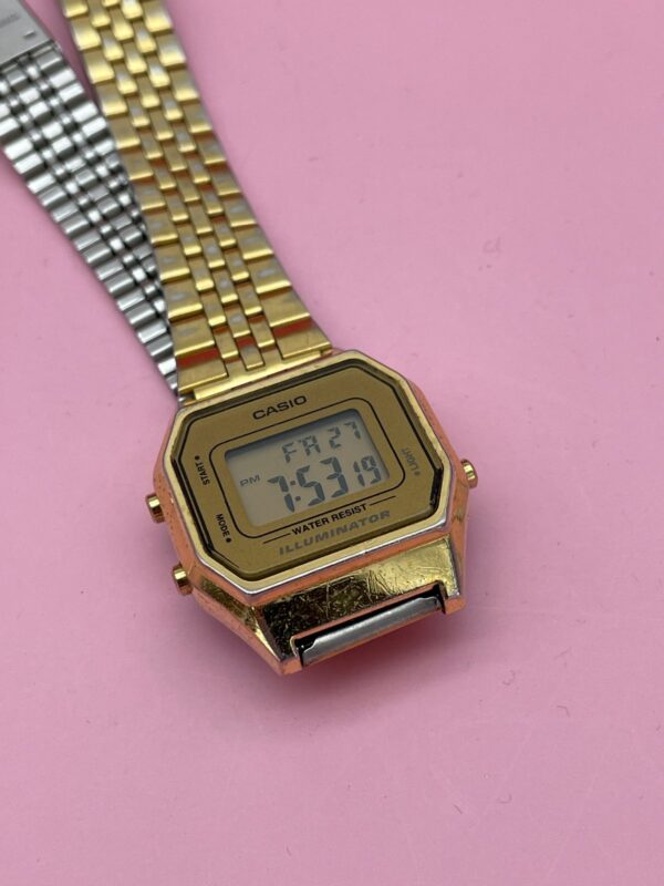 *AS-IS* VINTAGE CASIO DIGITAL WATCH, GOLD FACE