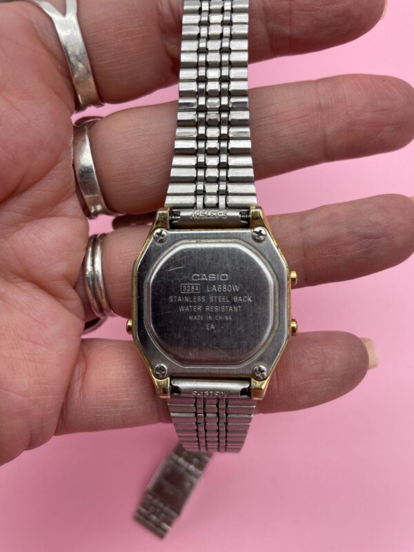 *AS-IS* VINTAGE CASIO DIGITAL WATCH, GOLD FACE