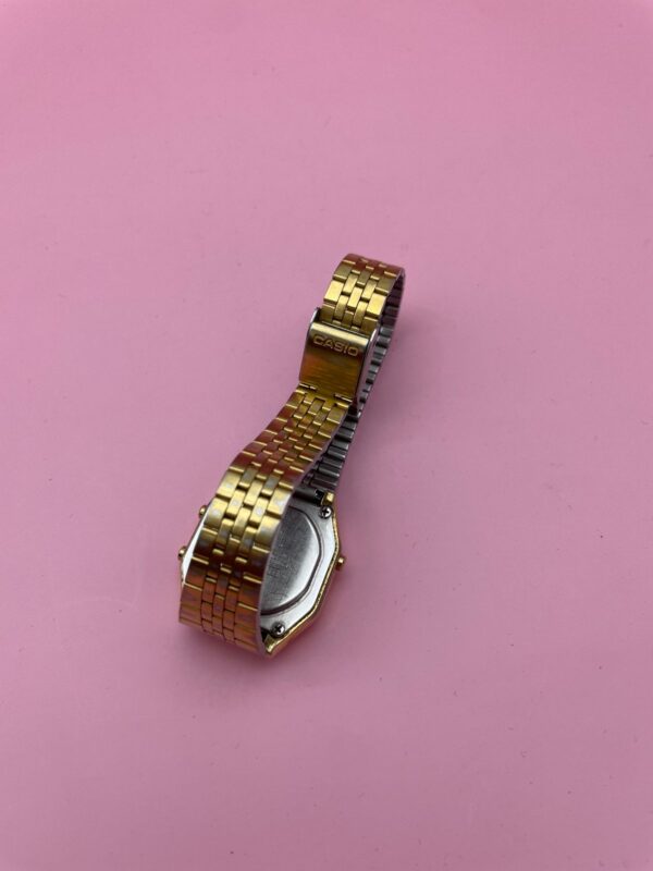 *AS-IS* VINTAGE CASIO DIGITAL WATCH, GOLD FACE