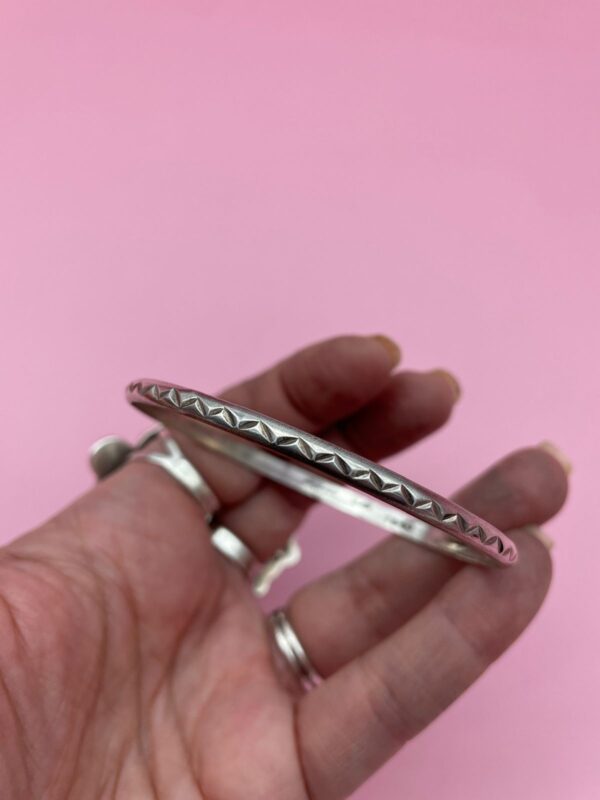 KILLER! ZIGZAG ENGRAVED 925 STERLING SILVER BANGLE BRACELET *STAMPED MEXICO