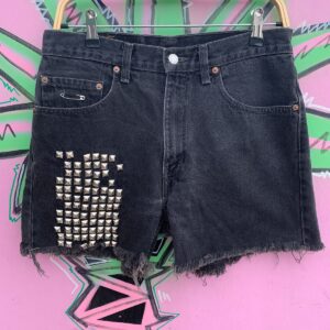 Photo detail:RAD! PERFECT! STUDDED & PATCHED FRONT BLACK LEVIS 505 CUT OFF DENIM SHORTS, LONGER CUT