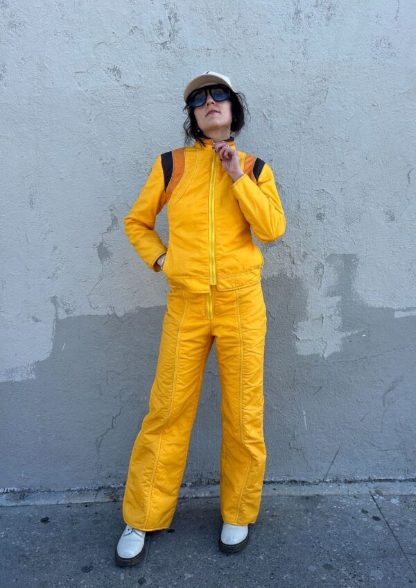1970S TWO PIECE SUSPENDER SNOW BIB AND ZIP UP PUFFER JACKET