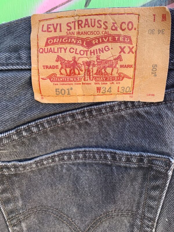 CLASSIC 1990S FADED BLACK LEVIS 501 DENIM JEANS