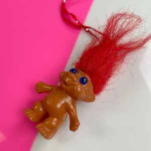 Photo detail:FUN! 1980S VINTAGE OVERSIZED TROLL DOLL TOY NECKLACE