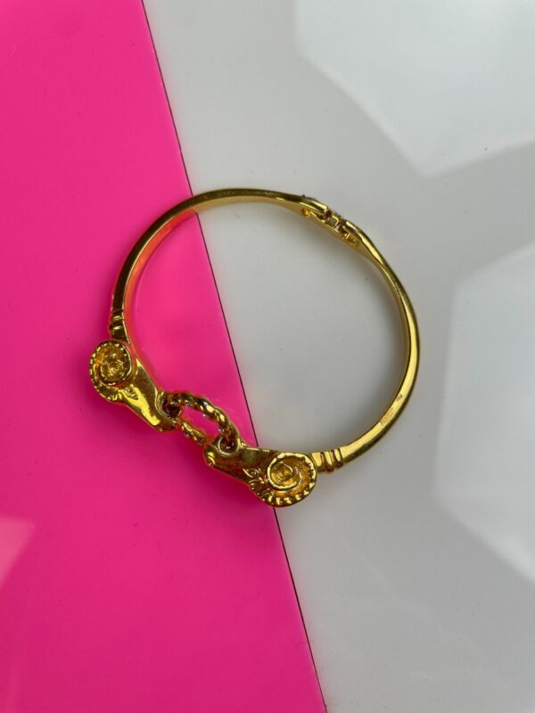 COOL! RETRO GOLD PLATED DOUBLE RAM ARIES BRACELET