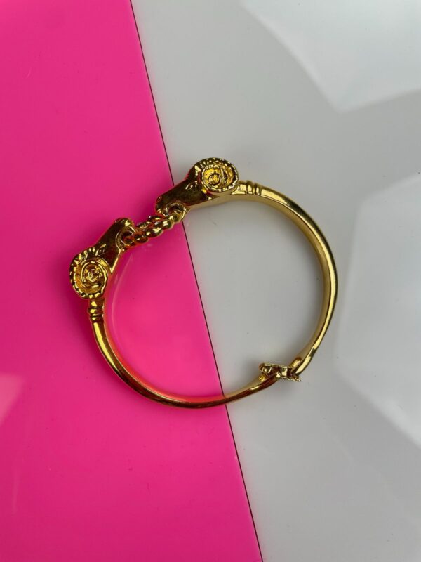 COOL! RETRO GOLD PLATED DOUBLE RAM ARIES BRACELET