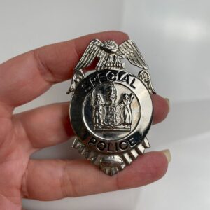 Photo detail:CUTE LITTLE SPECIAL POLICE BADGE PIN BROOCH