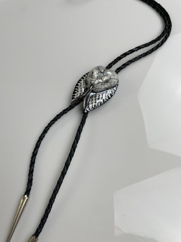 UNREAL HAND SCULPTED & PAINTED COBRA HEAD BOLO TIE NECKLACE