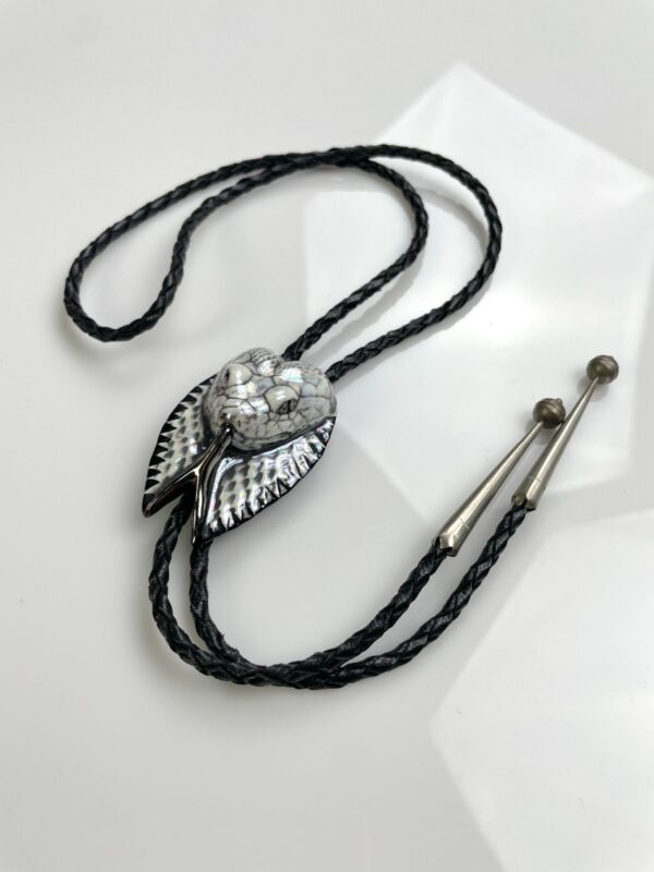 UNREAL HAND SCULPTED & PAINTED COBRA HEAD BOLO TIE NECKLACE