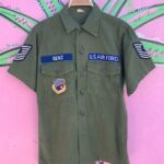 US AIR FORCE SHORT SLEEVE BUTTON UP MILITARY SHIRT W/ PATCHES RENZ