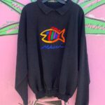 COLORFUL EMBROIDERED MAUI FISH COLLARED PULLOVER SWEATSHIRT