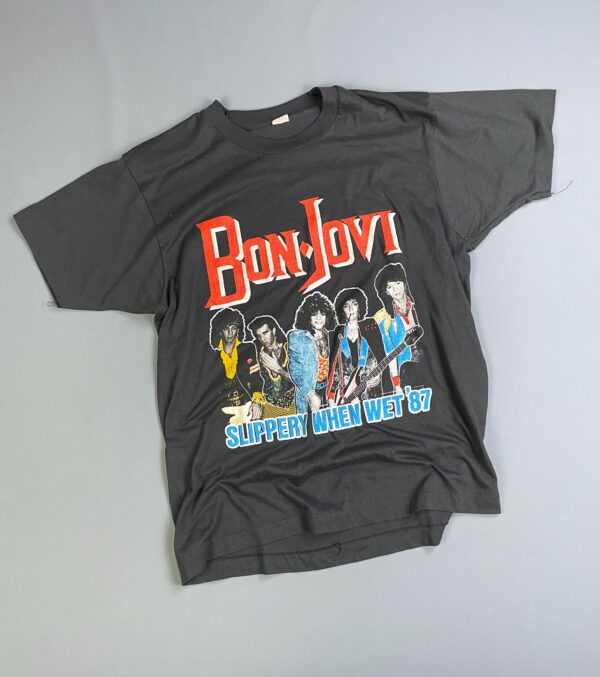 BON JOVI SLIPPERY WHEN WET 87 SINGLE STITCH T-SHIRT