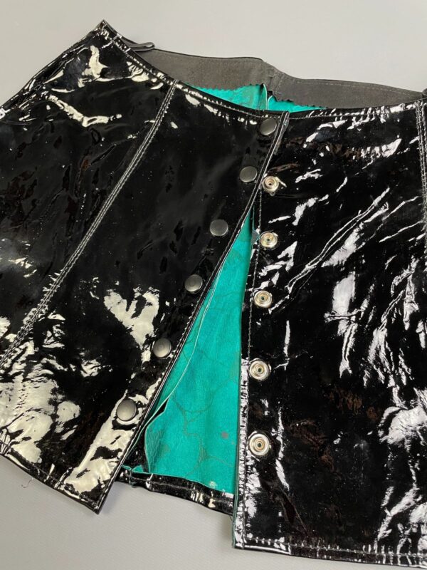WOW! PATENT LEATHER FRONT SNAP BUTTON A-LINE MINI SKIRT FLORAL PRINT INTERIOR