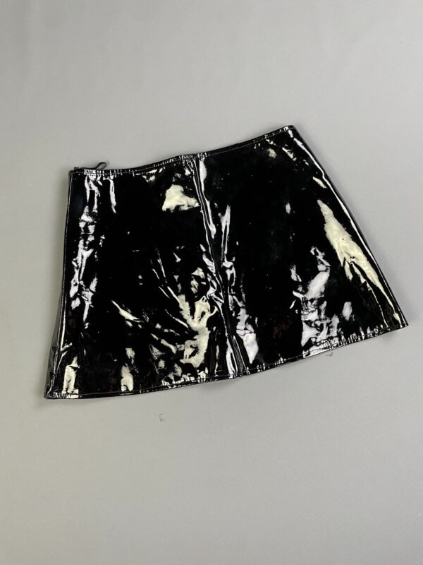 WOW! PATENT LEATHER FRONT SNAP BUTTON A-LINE MINI SKIRT FLORAL PRINT INTERIOR
