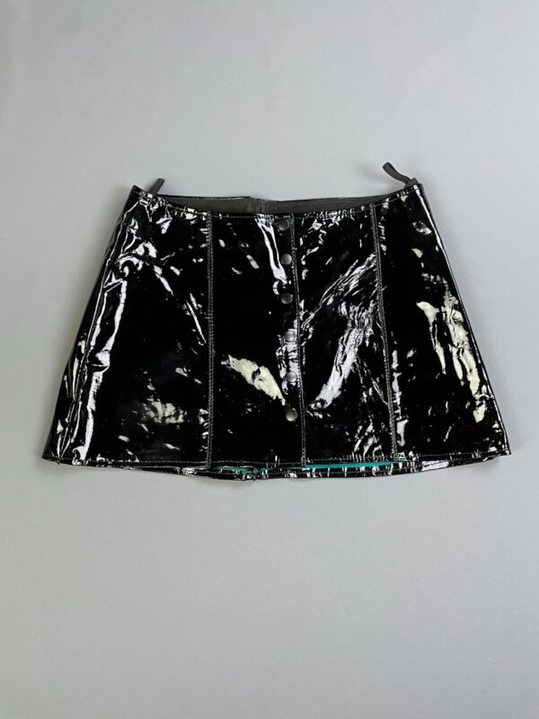 WOW! PATENT LEATHER FRONT SNAP BUTTON A-LINE MINI SKIRT FLORAL PRINT INTERIOR