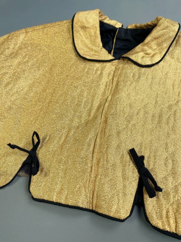 WOW! 1950S METALLIC GOLD QUILTED CROPPED TOP, BLACK PIPING & RIBBON