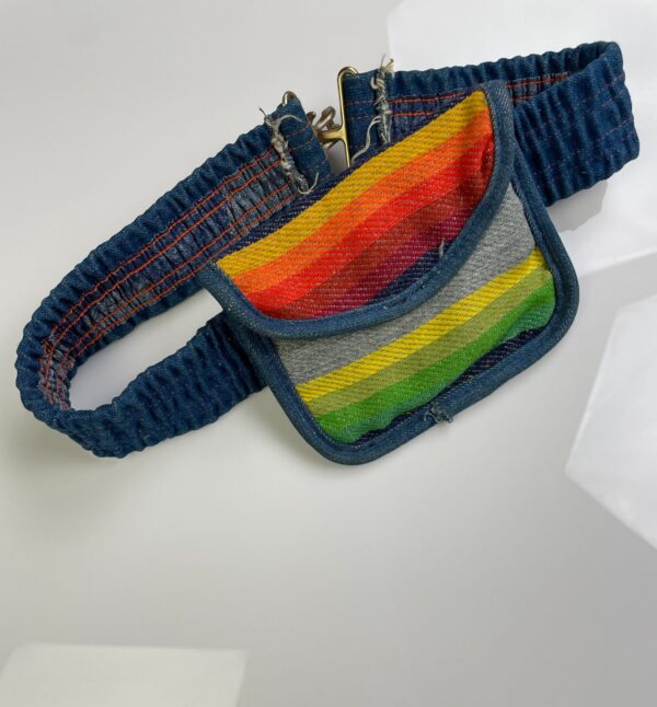 INSANELY AMAZING & RARE!! 1970S DENIM & RAINBOW TEXTILE STRETCH BELT BAG