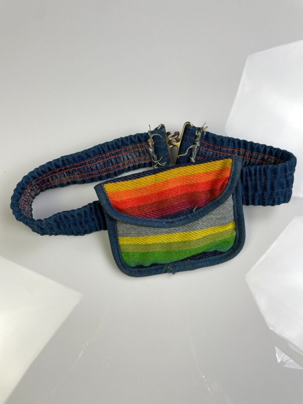 INSANELY AMAZING & RARE!! 1970S DENIM & RAINBOW TEXTILE STRETCH BELT BAG