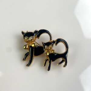 Photo detail:CUTE! BLACK ENAMEL DOUBLE TROUBLE CAT BROOCH PIN, RHINESTONE EYES